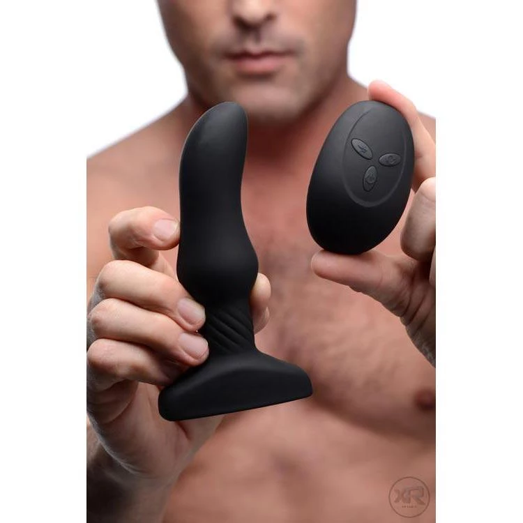 Boyzshop New Items Slim M Curved Rimming Plug With Remote Control 3 Boyzshop New Items Slim M Curved Rimming Plug With Remote Control